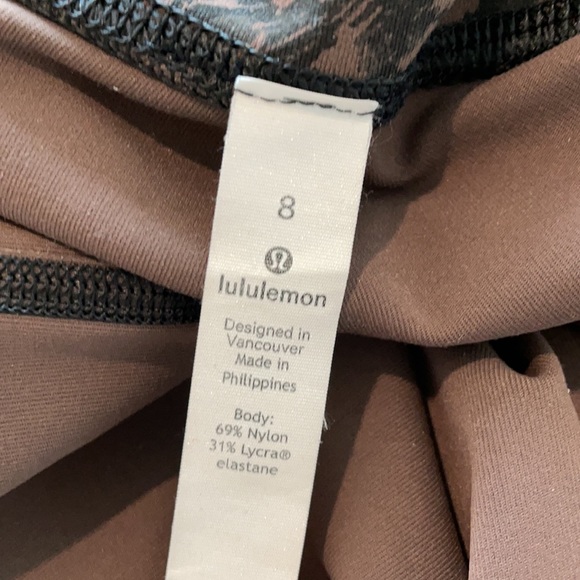 Lululemon leggings - Picture 3 of 3